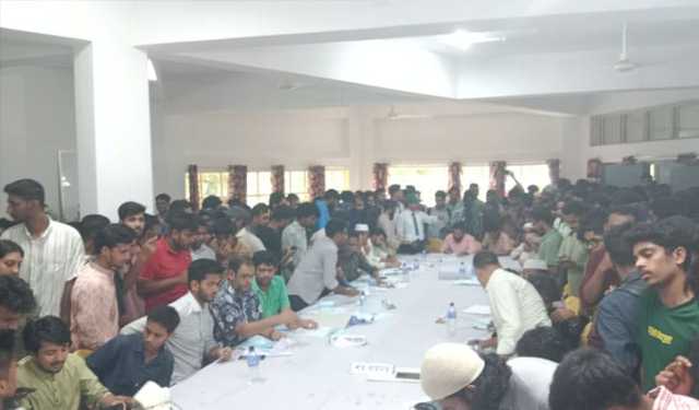 চাকসু নির্বাচনে ১০৬৩ মনোনয়নপত্র বিতরণ