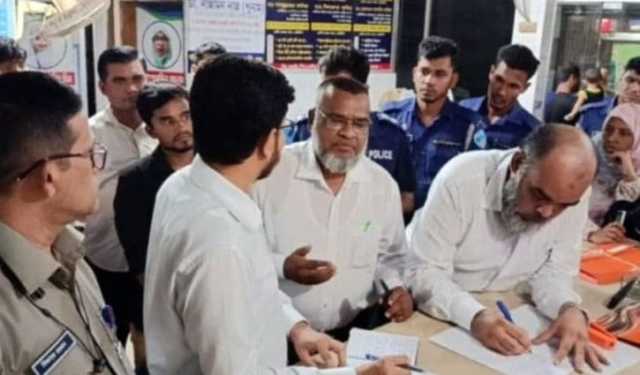 চাঁদপুরে জীবন্ত নবজাতক দাফনের চেষ্টা, হাসপাতাল বন্ধ