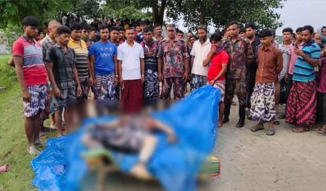 চাঁপাইনবাবগঞ্জ সীমান্তে ২ বাংলাদেশির মরদেহ উদ্ধার