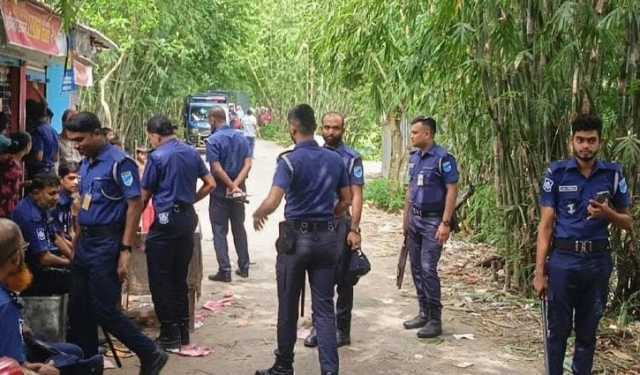 সালথায় ক্যারম খেলা নিয়ে সংঘর্ষে আহত ২০