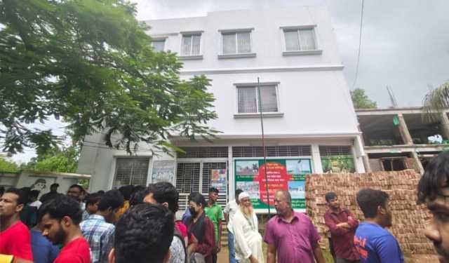কুবি শিক্ষার্থী ও তার মা’কে হত্যার ঘটনায় আটক ১