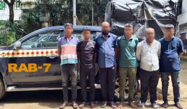 ফেনীতে গরু চোর চক্রের ৬ সদস্য গ্রেপ্তার