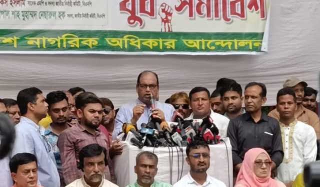 শেখ হাসিনা ভারতে বসে আবারও ষড়যন্ত্র করছে: দুদু