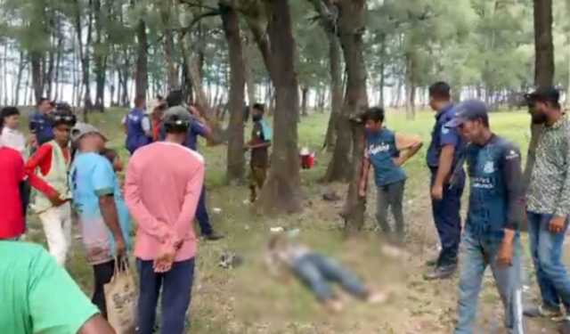 সৈকতের ঝাউ বাগান থেকে সংবাদকর্মীর ঝুলন্ত মরদেহ উদ্ধার