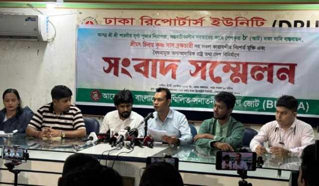 ঝুঁকিপূর্ণ মণ্ডপে সেনা মেতায়েন চায় সনাতনী জোট