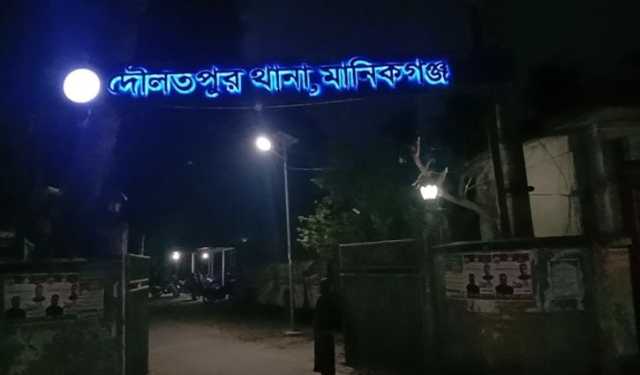 ‘আর্থিক দ্বন্দ্বে’ মাকে হত্যা