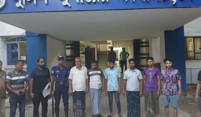 ফেনীতে যাত্রীবেশে অটোরিকশা ছিনতাই, চক্রের ৬ সদস্য গ্রেপ্তার