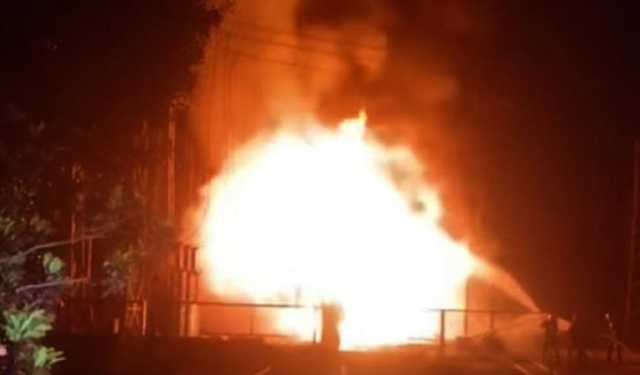 ঘোড়াশাল তাপবিদ্যুৎ কেন্দ্রে অগ্নিকাণ্ড, ৬ ঘণ্টা বিদ্যুৎহীন ২ উপজে