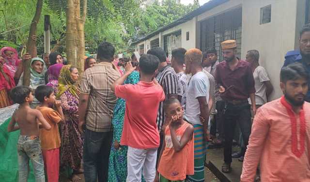 শ্রীপুরে গৃহবধূকে শ্বাসরোধে হত্যা, সন্তান নিয়ে পলাতক স্বামী