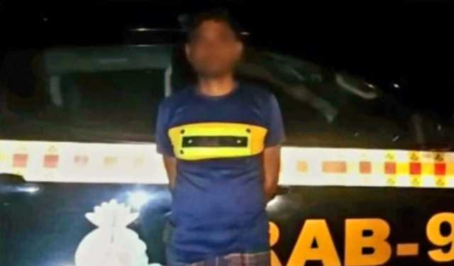 বাবাকে কুপিয়ে হত্যাচেষ্টার মামলায় ছেলে গ্রেপ্তার
