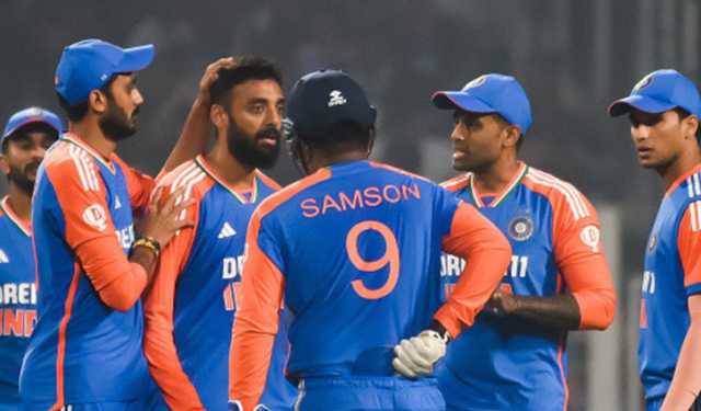 এশিয়া কাপে ভারতের শক্তিশালী দল ঘোষণা, ফিরলেন বুমরাহ