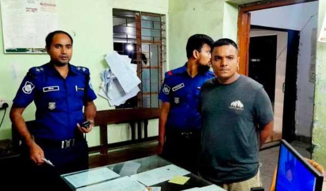 ঠাকুরগাঁওয়ে ফেন্সিডিলসহ জুলাই যোদ্ধা আটক