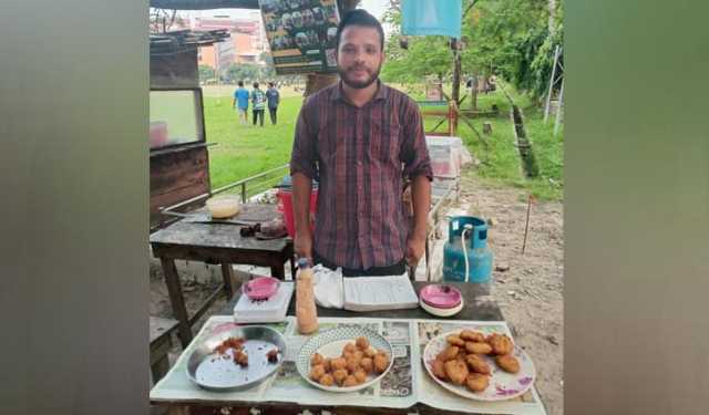দিনে ক্লাস করেন, সন্ধ্যায় ব্যবসা করেন রুবেল