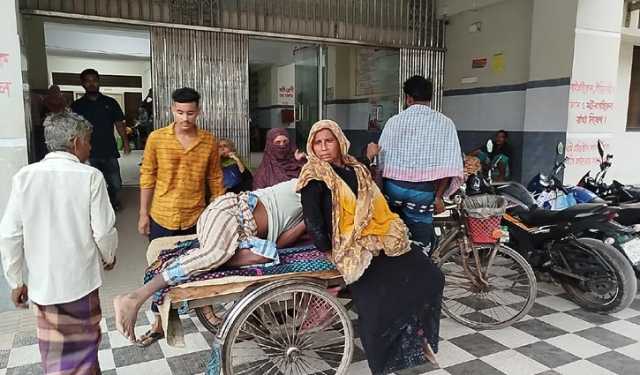 শৈলকূপায় গ্রামবাসীদের ২ পক্ষের সংঘর্ষ, আহত ১০