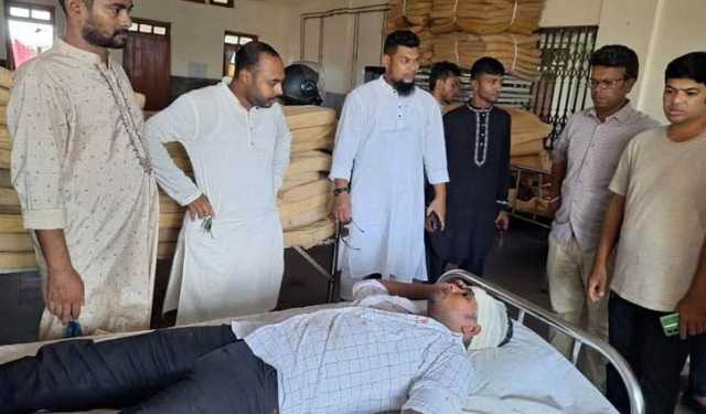 বরিশালে ২ সাংবাদিককে ছাত্রদলের মারধর
