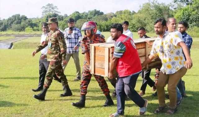 এয়ার অ্যাম্বুলেন্সে গাইবান্ধায় নেওয়া হলো খুবি শিক্ষার্থীর মরদেহ