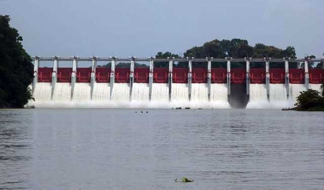 সাড়ে তিন ফুট গেট খোলার পর কমলো কাপ্তাই হ্রদের পানি