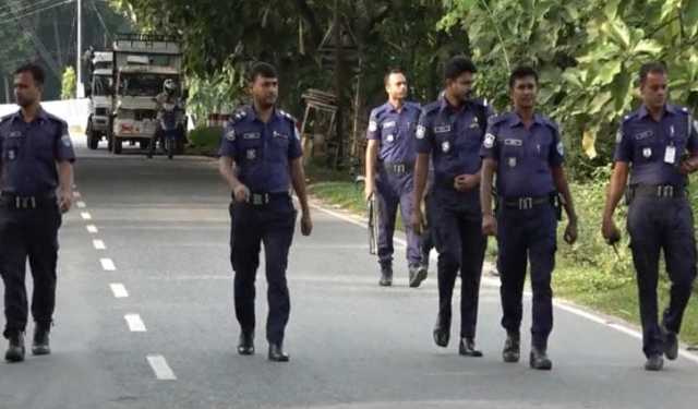 খাগড়াছড়িতে দ্বিতীয় দিনের সড়ক অবরোধ চলছে, ১৪৪ ধারা বহাল