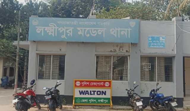 সন্তানকে কুপিয়ে পুকুরে ফেলে হত্যা করলেন বাবা