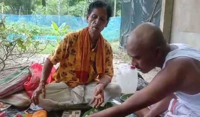 রেগে জীবিত স্ত্রীর শ্রাদ্ধ করলেন স্বামী