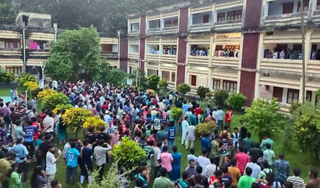 পোষ্য কোটা চান না রাবির অনেক শিক্ষক
