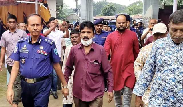 কেউ সম্প্রীতির বন্ধন নস্যাৎ করতে পারবে না: ডিআইজি আমিনুল