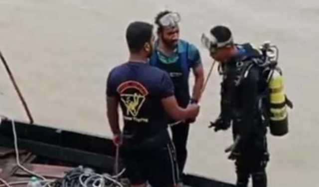 নেত্রকোণার ধলাই নদীতে বাল্কহেড ডুবে ২ শ্রমিক নিখোঁজ