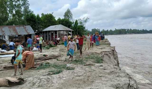 আগ্রাসী ভাঙনে ভিটা হারালো শতাধিক পরিবার