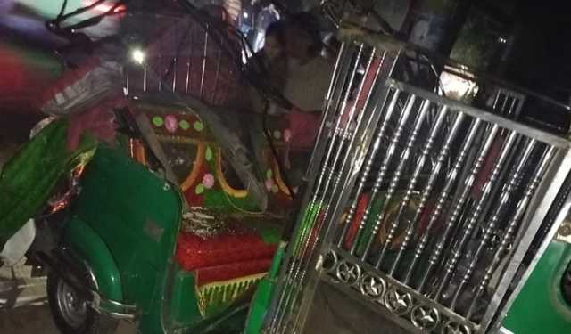 মানিকগঞ্জে ট্রাকের ধাক্কায় অটোরিকশা যাত্রী নিহত