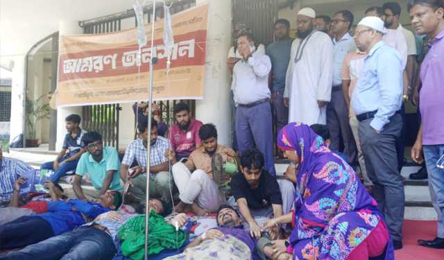 ‎বেরোবির অনশনকারী শিক্ষার্থীদের মধ্যে ‘বিভেদ’