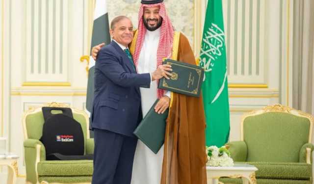 পারস্পরিক প্রতিরক্ষা চুক্তি স্বাক্ষর করল পাকিস্তান-সৌদি আরব