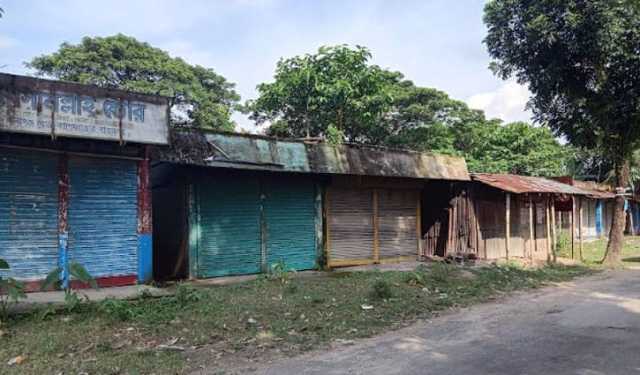 চেয়ারম্যান হত্যার জেরে এক বছর ধরে বন্ধ মধুরবাজার