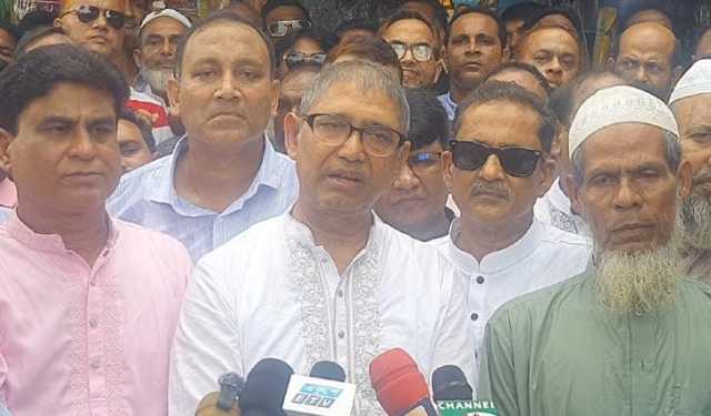 অর্থনীতিকে চাঁঙ্গা করতে দ্রুত নির্বাচন দরকার: আযম খান