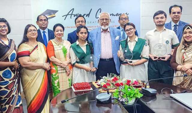 সাউথইস্ট ব্যাংক গ্রীন স্কুলের শিক্ষার্থীদের দুর্দান্ত ফল, পেলো বিশেষ সম্মাননা