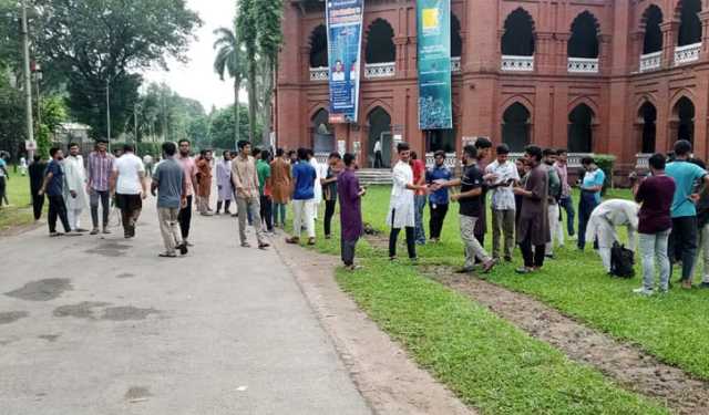 ডাকসু নির্বাচনে ভোট শুরু