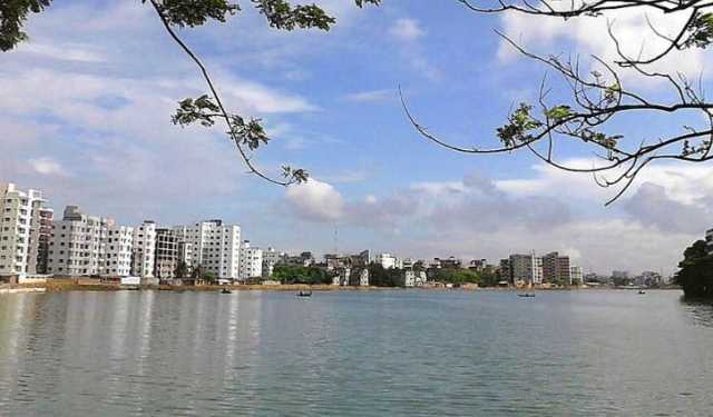 গুলশান লেকে যুবকের লাশ 