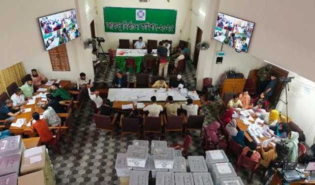 তৃতীয় দিনের মতো চলছে জাকসুর ভোট গণনা