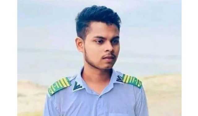 ৫ আগস্ট বিজয় মিছিলে গুলিতে নিহত হয় মারুফ