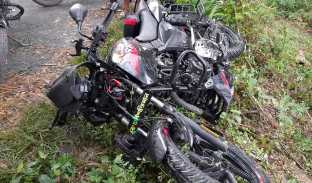 নাটোরে পুকুর থেকে যুবকের লাশ উদ্ধার, পাশে পড়ে ছিল মোটরসাইকেল