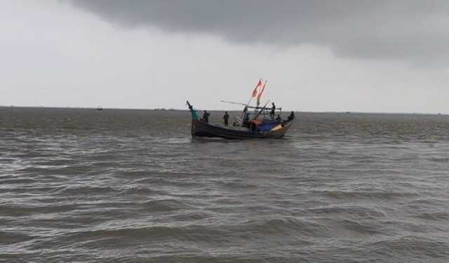 রামগতিতে নৌকায় গ্যাস সিলিন্ডার বিস্ফোরণে দগ্ধ ৪