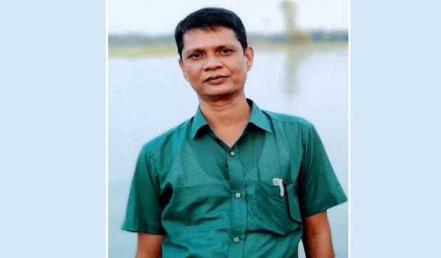নাটোরে আইনজীবীর ঝুলন্ত লাশ উদ্ধার