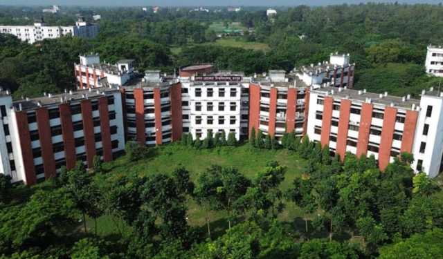 ছাত্র সংসদ নির্বাচনের দাবিতে আমরণ অনশনের ডাক শিক্ষার্থীদের