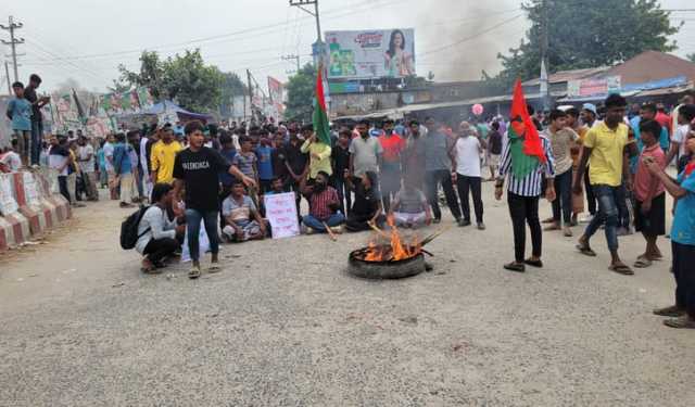 বেড়ায় রবিবার সকাল-সন্ধ্যা হরতাল, সড়ক ও নৌপথ অবরোধের ঘোষণা