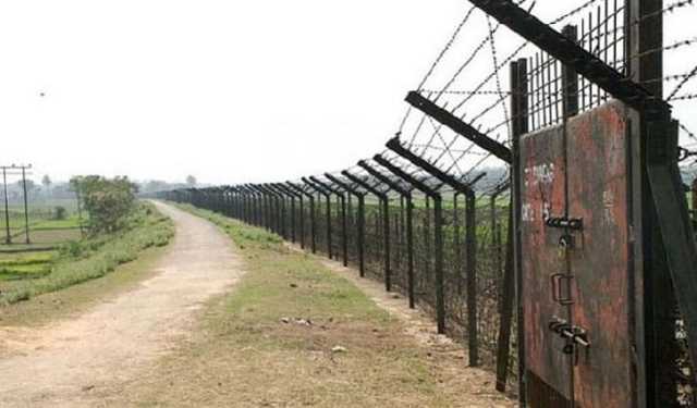 মহেশপুর সীমান্ত দিয়ে ৬ বাংলাদেশিকে হস্তান্তর করেছে বিএসএফ