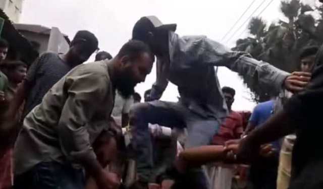 চাঁদাবাজির সংবাদ সংগ্রহে গিয়ে হামলার শিকার