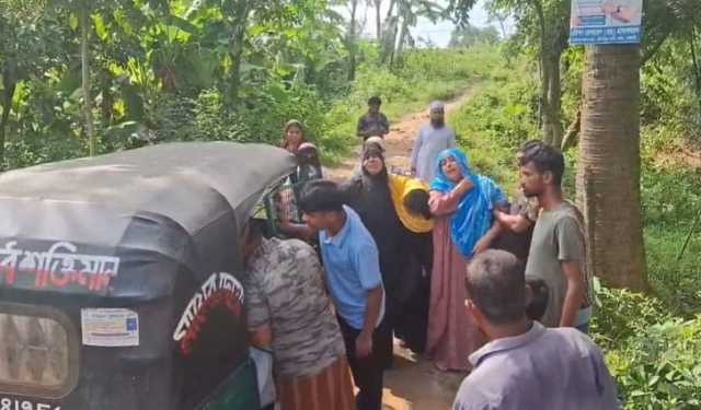 নরসিংদীতে যুবকের গলা ও হাত বিচ্ছিন্ন মরদেহ উদ্ধার