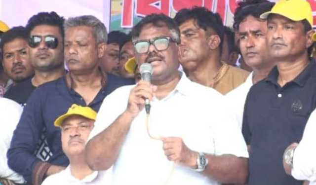 নির্ধারিত সময়ে নির্বাচন না হলে গণতন্ত্র বিপন্ন হতে পারে: দুলু