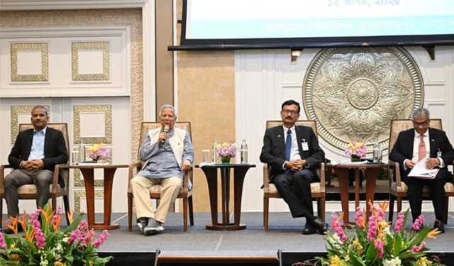 ধসে পড়া অর্থনীতি প্রবাসীদের রেমিট্যান্সে পুনরুদ্ধার হয়েছে: প্রধান উপদেষ্টা