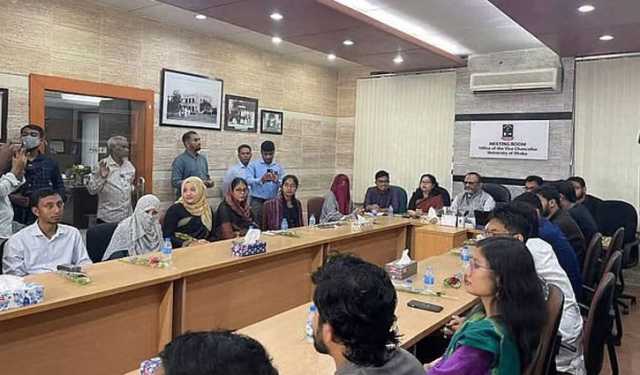 প্রথম কার্যনির্বাহী সভায় সিনেটে ৫ ছাত্র প্রতিনিধি ঠিক করল ডাকসু