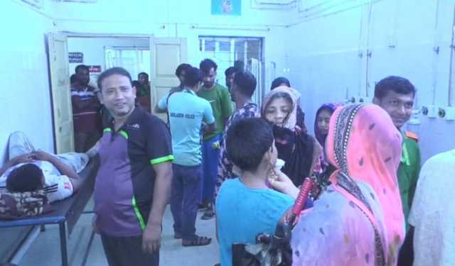 বাকি না দেওয়ায় দোকানিসহ দুজনকে গুলি